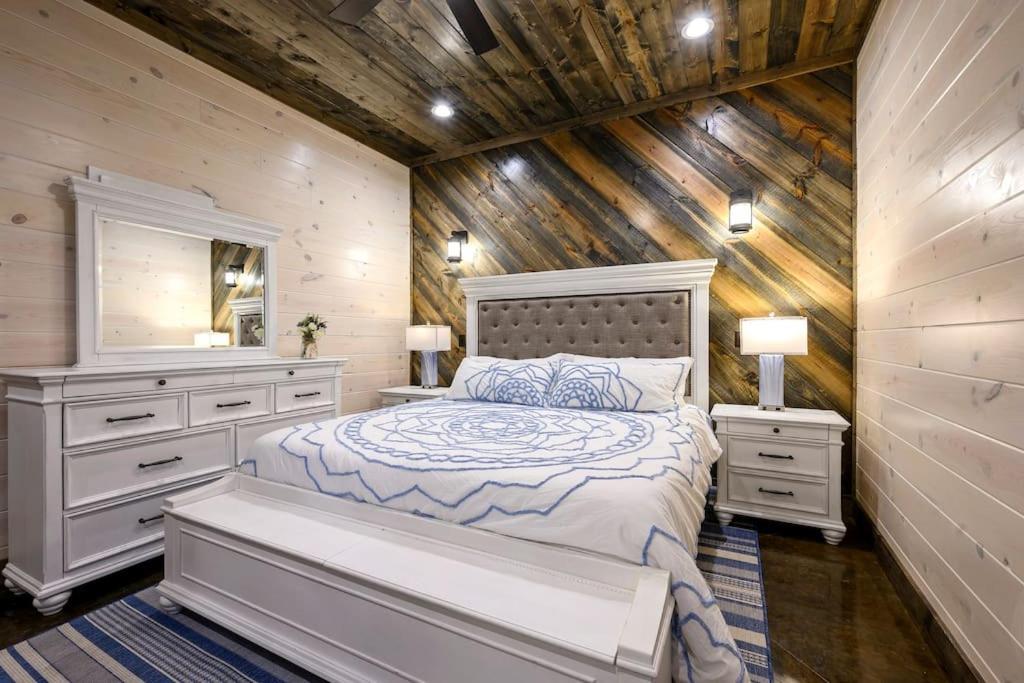 Brand New Luxury 2 Bedroom With Loft And Spa Sleeps 10 Broken Bow Exterior foto